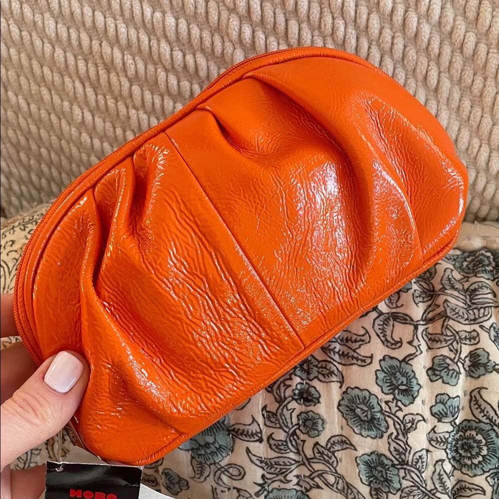 NWT $65 HOBO International Vibrant Patent Orange Clutch Makeup Accessories - Picture 7 of 16